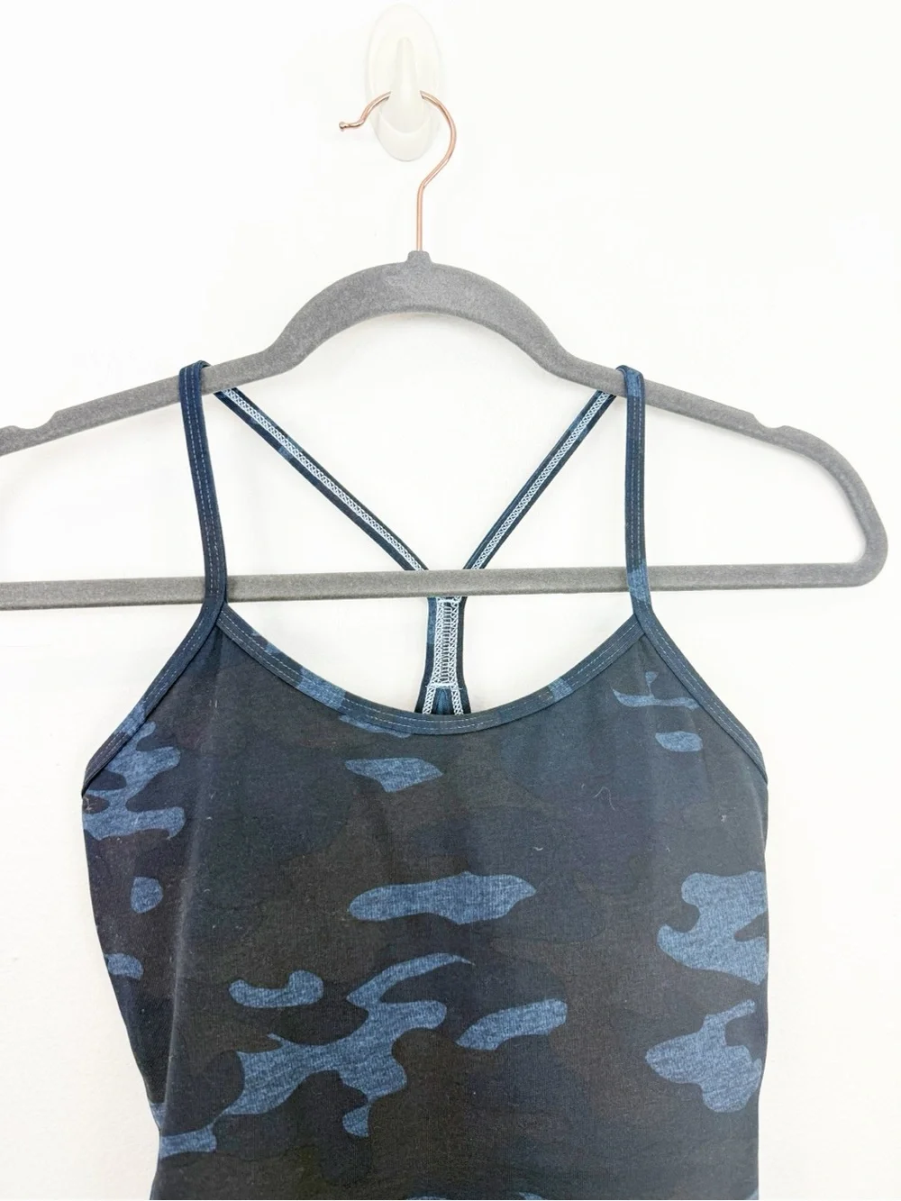 Lululemon Power Y Blue Camouflage Tank Top Size 4